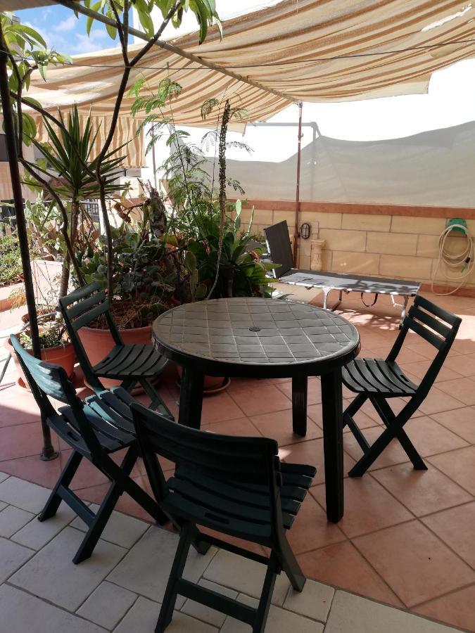 The Roof Garden Maisonette Marsaskala Exterior foto